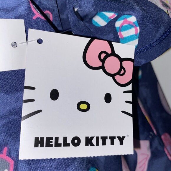 Hello Kitty by Sanrio Ladies Scrub Top Shirt Summer Beach Pool Theme Size Small - Picture 5 of 15